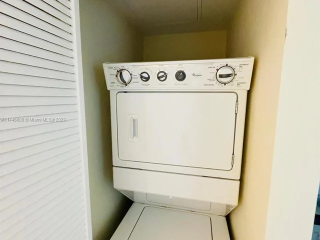 2681 N Flamingo Rd # 1903S, Sunrise FL 33323