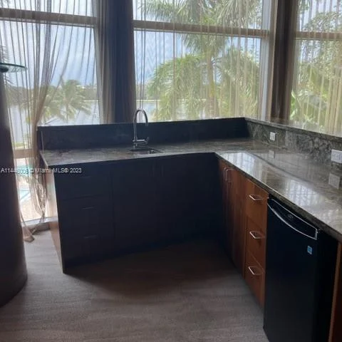 2681 N Flamingo Rd # 1903S, Sunrise FL 33323