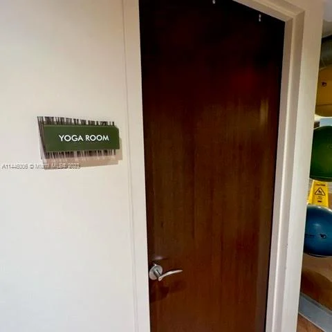 2681 N Flamingo Rd # 1903S, Sunrise FL 33323