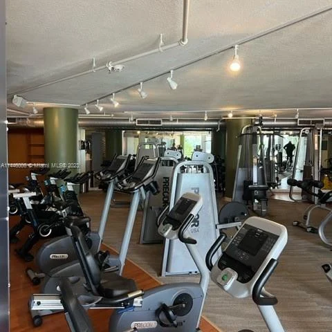 2681 N Flamingo Rd # 1903S, Sunrise FL 33323