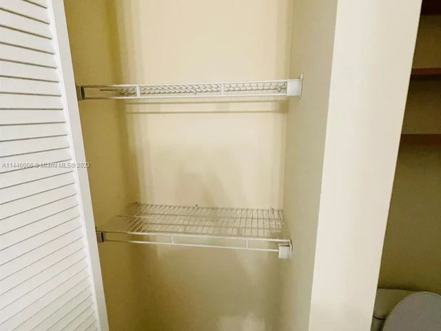 2681 N Flamingo Rd # 1903S, Sunrise FL 33323