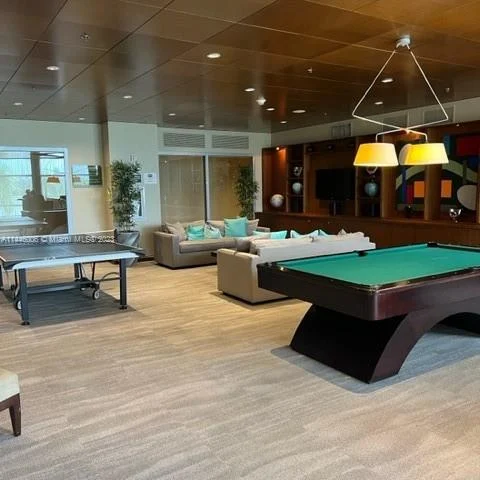 2681 N Flamingo Rd # 1903S, Sunrise FL 33323