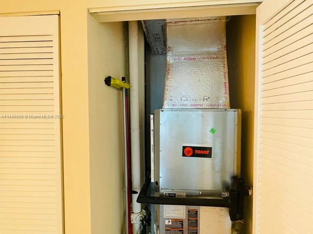 2681 N Flamingo Rd # 1903S, Sunrise FL 33323