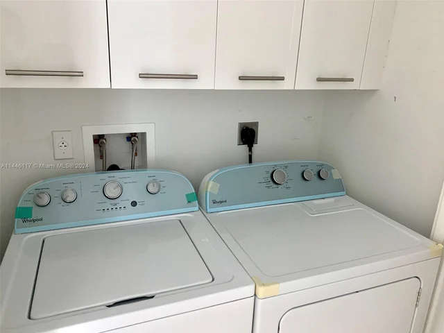 900 Brickell Key Blvd # 2101, Miami FL 33131