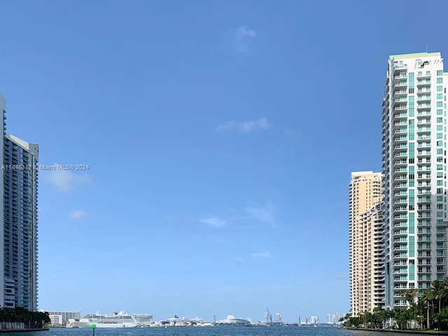 900 Brickell Key Blvd # 2101, Miami FL 33131