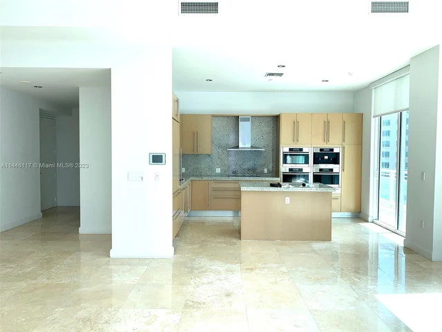 900 Brickell Key Blvd # 2101, Miami FL 33131