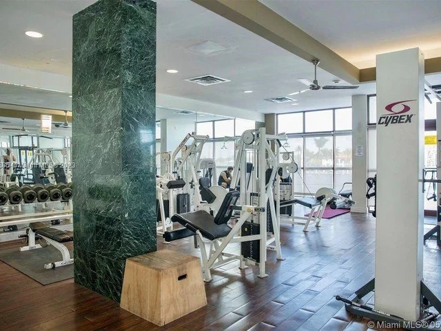 6770 E INDIAN CREEK DR # M, Miami Beach FL 33141