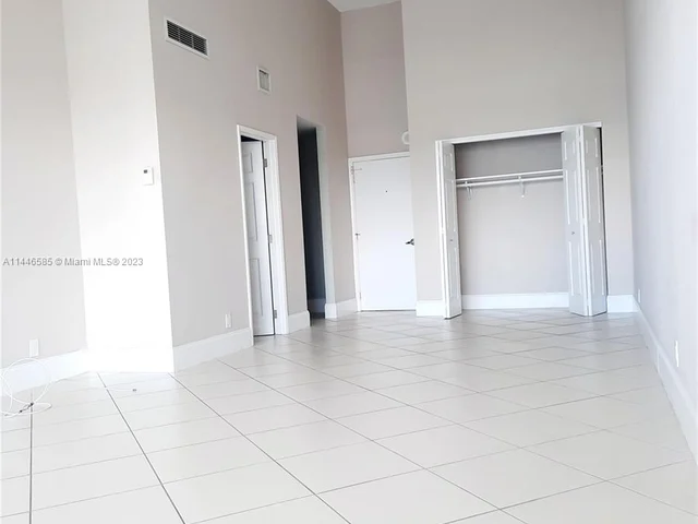 6770 E INDIAN CREEK DR # M, Miami Beach FL 33141