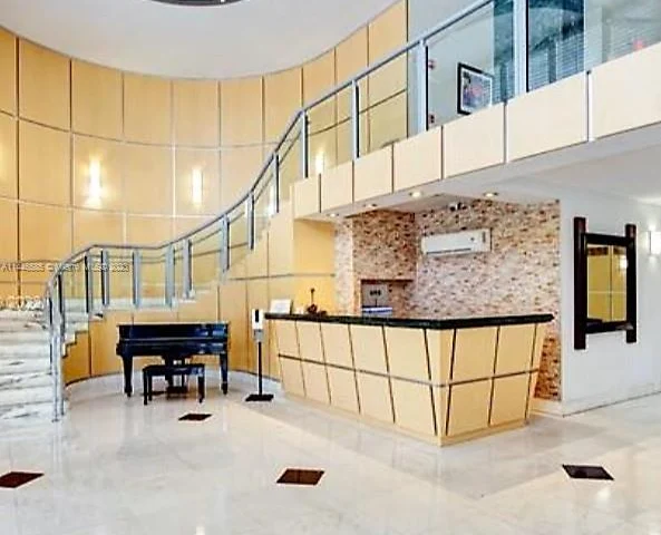 6770 E INDIAN CREEK DR # M, Miami Beach FL 33141