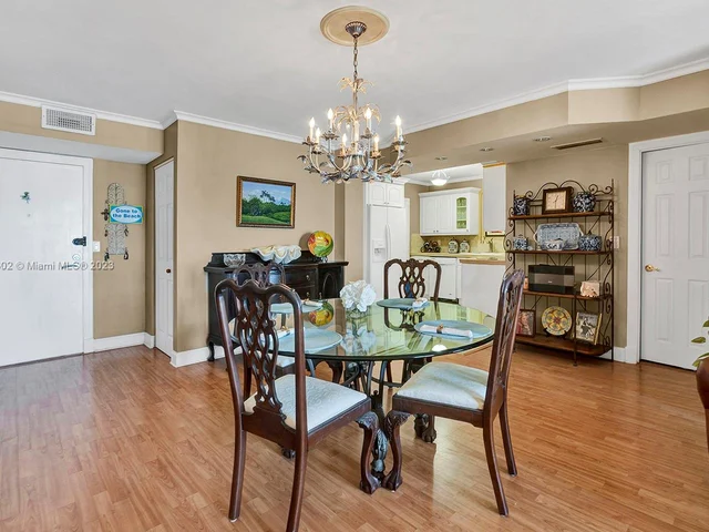 1500 S Ocean Dr # 9J, Hollywood FL 33019