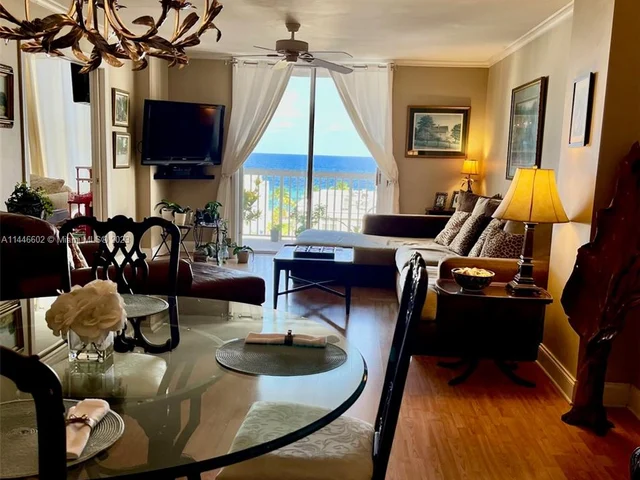 1500 S Ocean Dr # 9J, Hollywood FL 33019