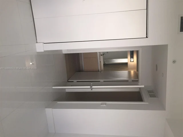 600 NE 27 ST # 2304, Miami FL 33137