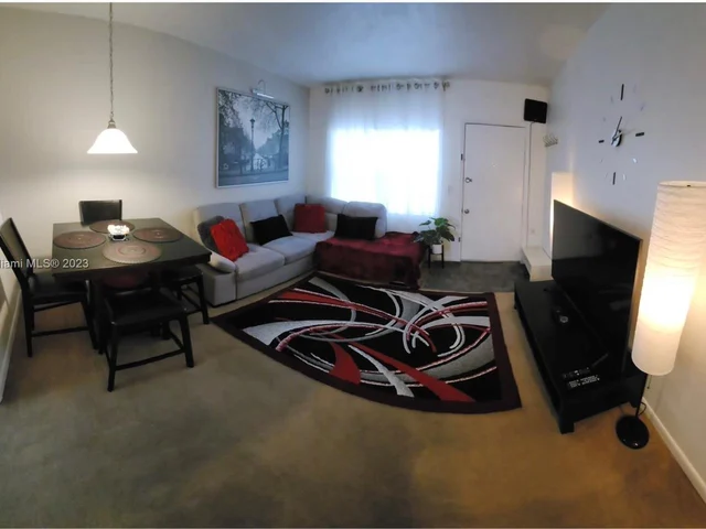 770 Ridenhour cir # 770, Orlando FL 32809