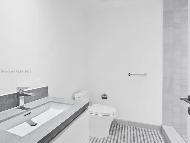 700 NE 26th Terr # 1801, Miami FL 33137