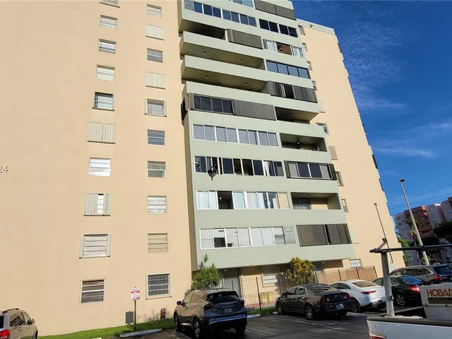 5055 NW 7th St # 610, Miami FL 33126