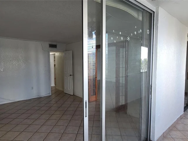 5055 NW 7th St # 610, Miami FL 33126