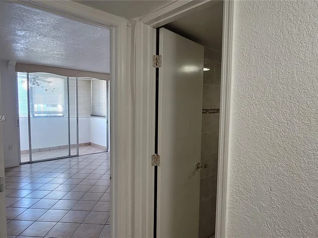 5055 NW 7th St # 610, Miami FL 33126