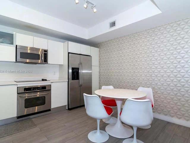 3330 NE 190th St # 516, Aventura FL 33180