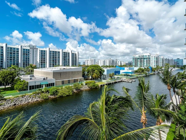 3330 NE 190th St # 516, Aventura FL 33180