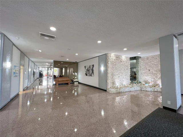 137 Golden Isles Dr # 1110, Hallandale Beach FL 33009