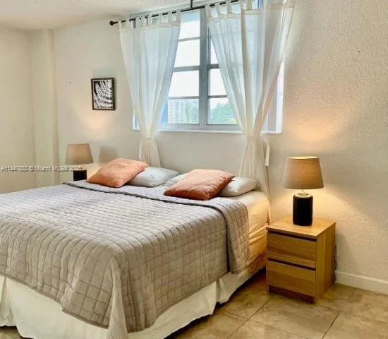 4001 S Ocean Dr # 4B, Hollywood FL 33019