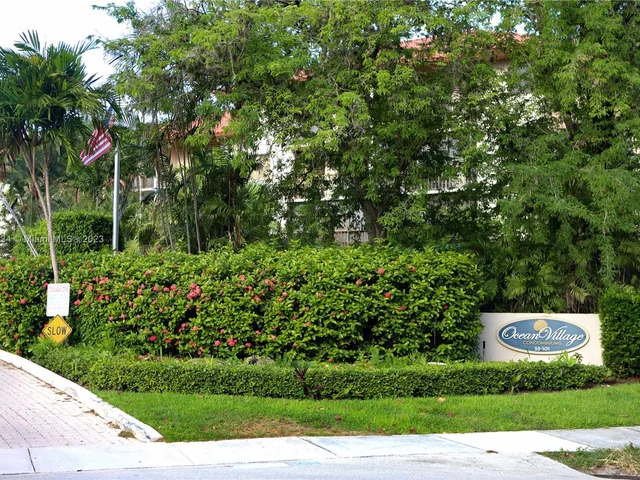 55 Ocean Lane Dr # 3034, Key Biscayne FL 33149