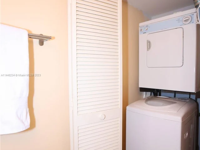 55 Ocean Lane Dr # 3034, Key Biscayne FL 33149