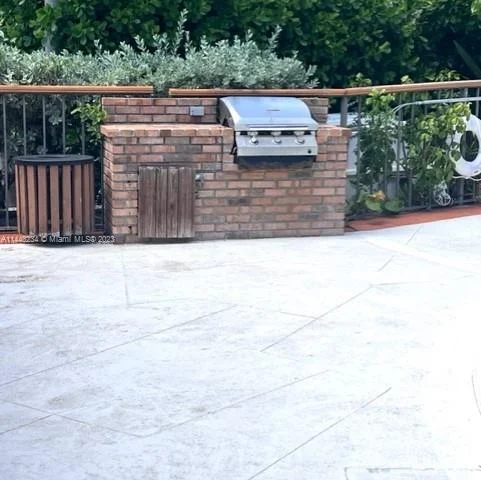 55 Ocean Lane Dr # 3034, Key Biscayne FL 33149