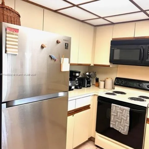 55 Ocean Lane Dr # 3034, Key Biscayne FL 33149