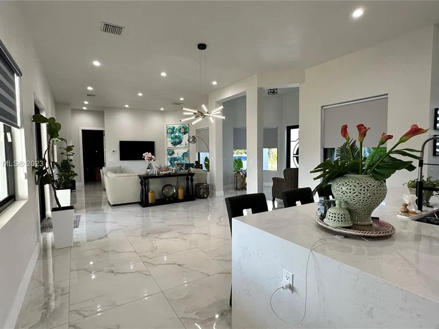 19526 SW 325th Ln, Homestead FL 33030