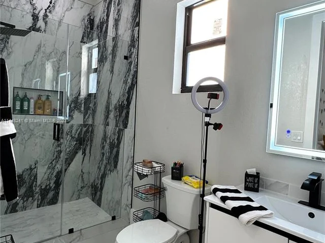 19526 SW 325th Ln, Homestead FL 33030