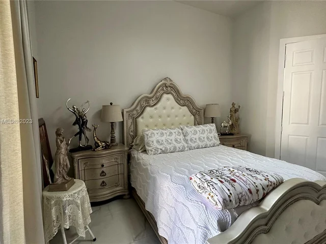 19526 SW 325th Ln, Homestead FL 33030