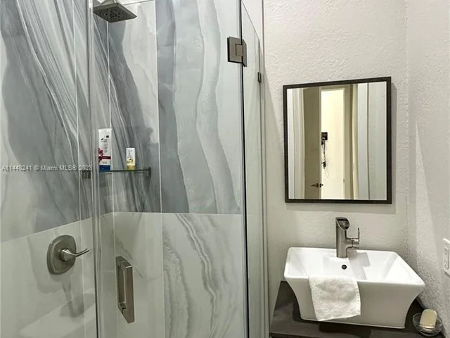 19526 SW 325th Ln, Homestead FL 33030