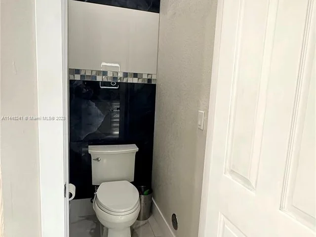 19526 SW 325th Ln, Homestead FL 33030