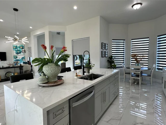 19526 SW 325th Ln, Homestead FL 33030