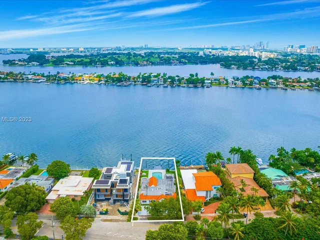 1411 N Biscayne Point Rd, Miami Beach FL 33141