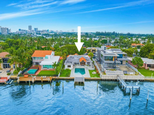 1411 N Biscayne Point Rd, Miami Beach FL 33141