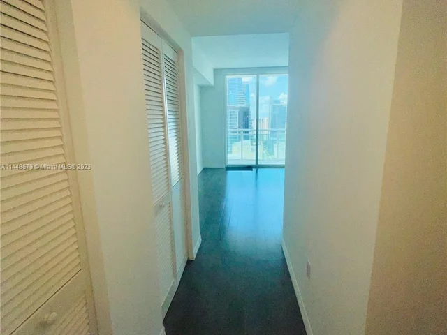 951 Brickell Ave # 3211, Miami FL 33131