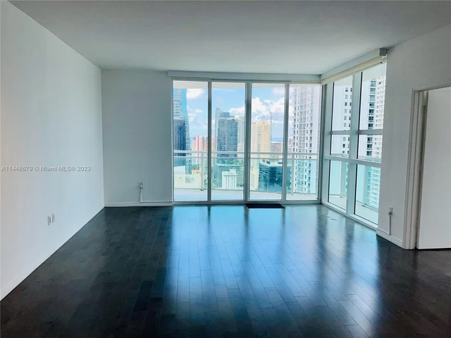 951 Brickell Ave # 3211, Miami FL 33131