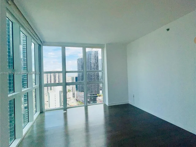 951 Brickell Ave # 3211, Miami FL 33131