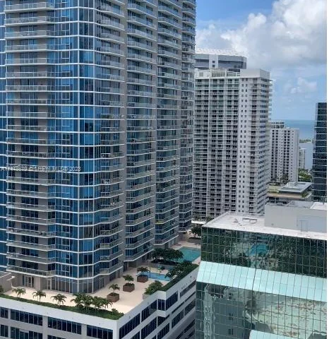 951 Brickell Ave # 3211, Miami FL 33131