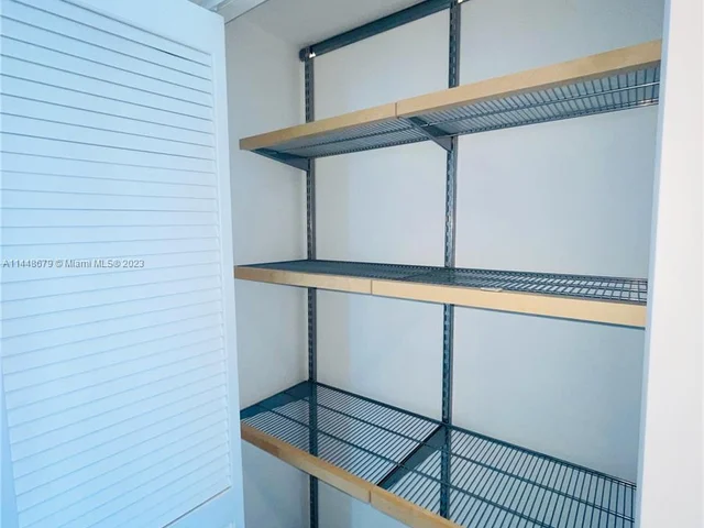 951 Brickell Ave # 3211, Miami FL 33131