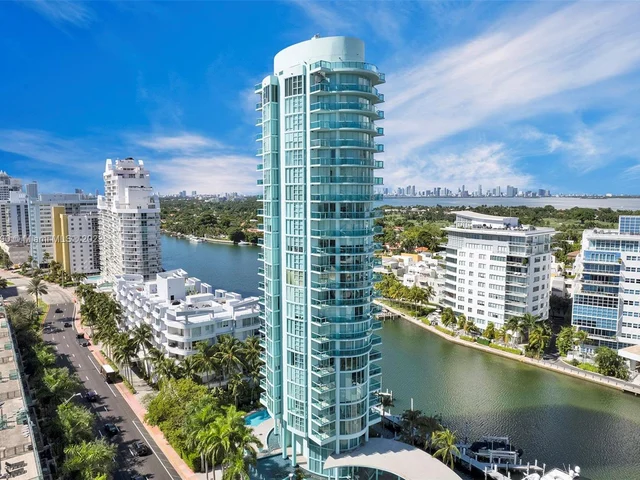 6000 Indian Creek Dr # 17B, Miami Beach FL 33140