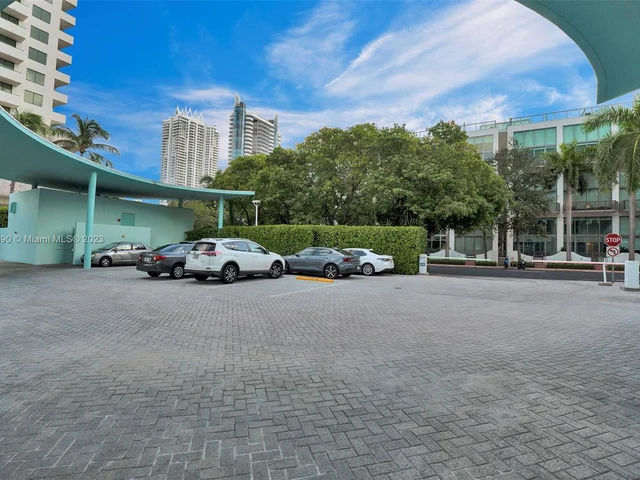 6000 Indian Creek Dr # 17B, Miami Beach FL 33140