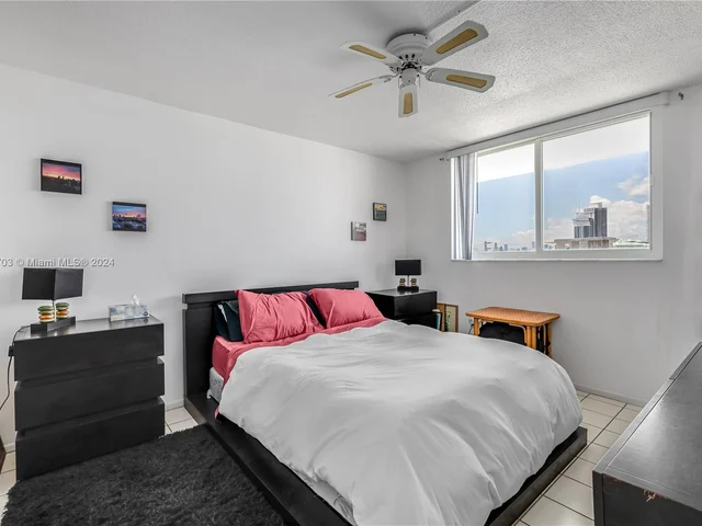 401 Ocean Dr # 504, Miami Beach FL 33139