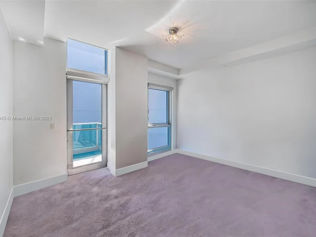 201 Aqua Ave, Miami Beach FL 33141