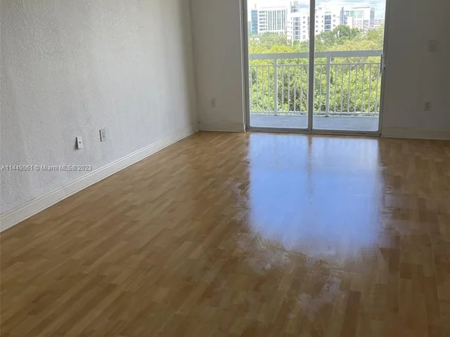 816 NW 11th St # 704, Miami FL 33136