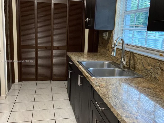 3440 SW 23rd St # 3442, Miami FL 33145