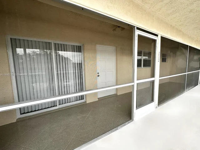 5379 SW 40th Ave # 202, Dania Beach FL 33314
