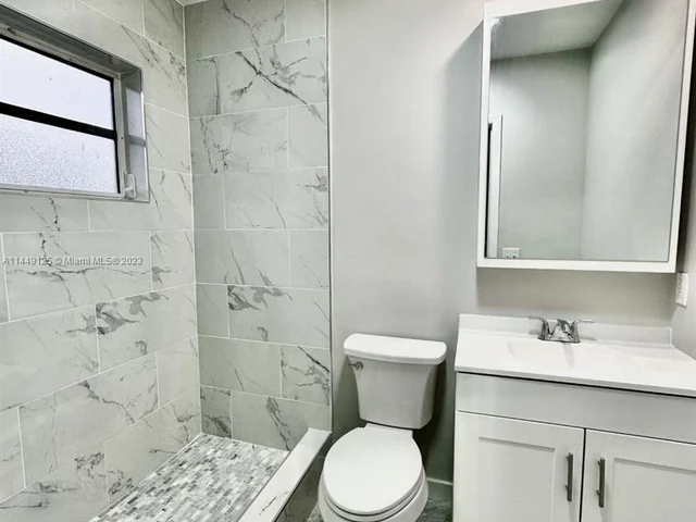 5379 SW 40th Ave # 202, Dania Beach FL 33314